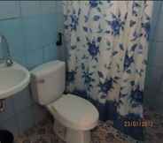 Toilet Kamar 6 Villa Jolee Lodging Inn
