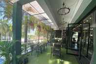 Bar, Kafe dan Lounge Manita Boutique Hotel