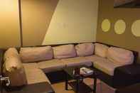 Entertainment Facility Circle Inn - Iloilo City Center