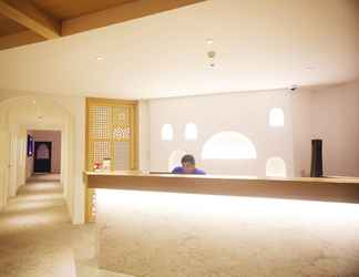 Lobi 2 Santorini Park Stay