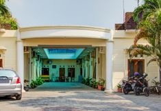 Exterior 2 OYO 3831 Pelangi Residence Syariah