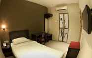 Bedroom 5 Ayer Hitam Hotel