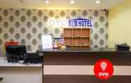 Ruang Umum 4 OYO 162 FB Hotel