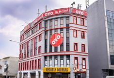 Luar Bangunan 2 OYO 162 FB Hotel