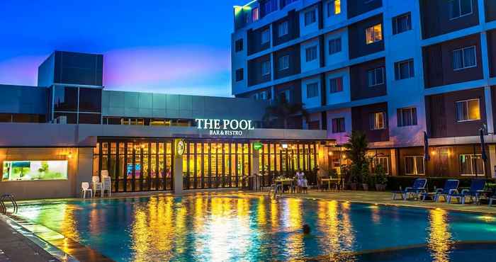 Bangunan New Travel Lodge Hotel