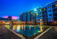 游泳池 2 New Travel Lodge Hotel