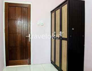 Lobby 2 Spacious Room close to Sudirman Train Station (AGI)