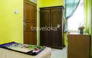 Bedroom 5 Spacious Room close to Sudirman Train Station (AGI)