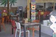 Restaurant Chill Out Hostel Boracay
