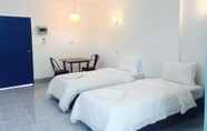 Kamar Tidur 7 Blue Hip Apartment