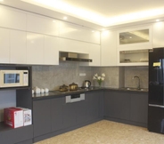 Phòng ngủ 4 UrHome ApartHotel