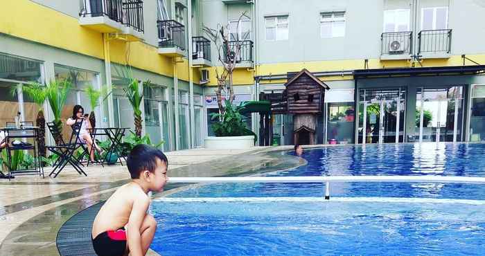 Kolam Renang Apartment The Suites Metro - Ananda Home