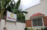 Bangunan 3 Alpha's Place Bed and Breakfast