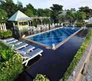 Kolam Renang 2 Sea Sky Resort