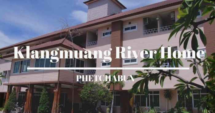 Exterior Klang Muang River Home