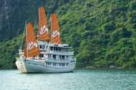 Bangunan Paradise Luxury Cruise