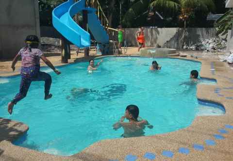 Swimming Pool Pedz Cing Mango Lodge