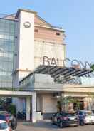 EXTERIOR_BUILDING Balcony Hotel Sukabumi