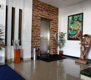 Lobby 6 Ratu Homestay Malang