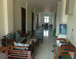 Lobby 2 Griya Rambutan Barat Semarang