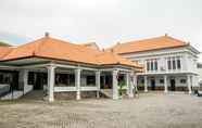 Luar Bangunan 4 Avila Ketapan Rame Hotel