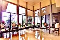 Lobby Avila Ketapan Rame Hotel