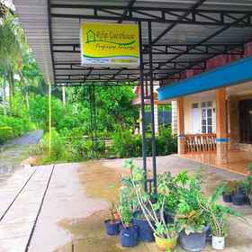 Rifqi Guesthouse by DOM Hospitality 1, Hotel Pacitan