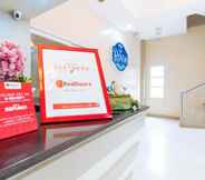 Lobby 4 RedDoorz Premium @ Gabinete Road Palawan