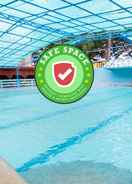 SWIMMING_POOL RedDoorz Premium @ Gabinete Road Palawan