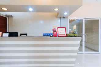 Lobby 4 RedDoorz Premium @ Gabinete Road Palawan