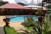 Kolam Renang Citadel Bed and Breakfast