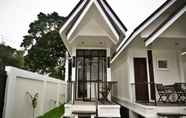 Exterior 3 Cleon Villas Pension