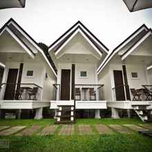 Exterior 4 Cleon Villas Pension