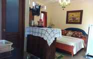 ห้องนอน 2 Comfortable Room near Margocity Depok (P21)