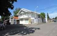 Bangunan 3 Orange Mangrove Pension House