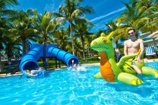 スイミングプール Sea Links Beach Hotel