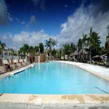 Swimming Pool 4 Green County Farm and Resort