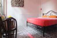 Kamar Tidur Sabina Guesthouse Kamala Beach