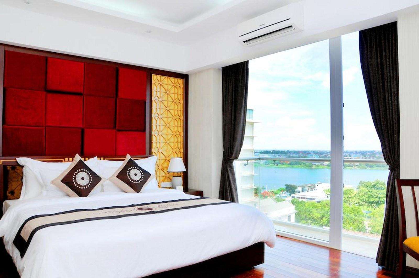 Moonlight Hotel Hue - khách sạn gần phố đi bộ Huế