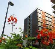 Exterior 3 Balcony Courtyard Sriracha Hotel & Serviced Apartments