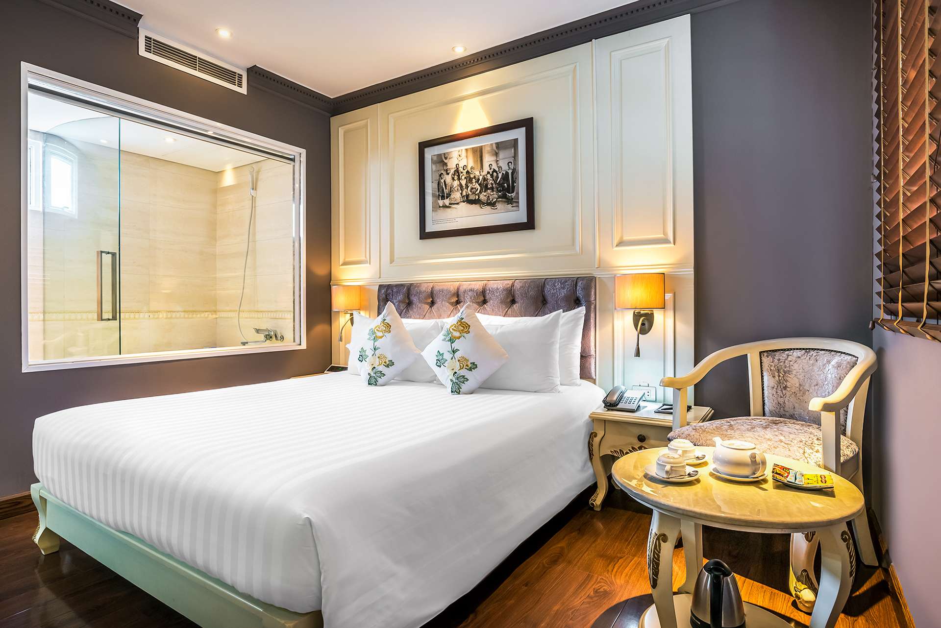 Silverland Jolie Hotel - khách sạn gần nhà hát thành phố