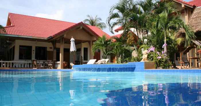 Swimming Pool Long Beach Inn Thailand