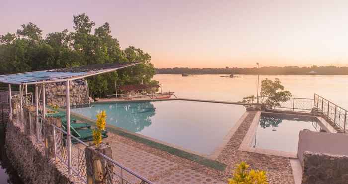 Swimming Pool Marina de Bay Resort and Spa