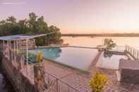 Swimming Pool Marina de Bay Resort and Spa