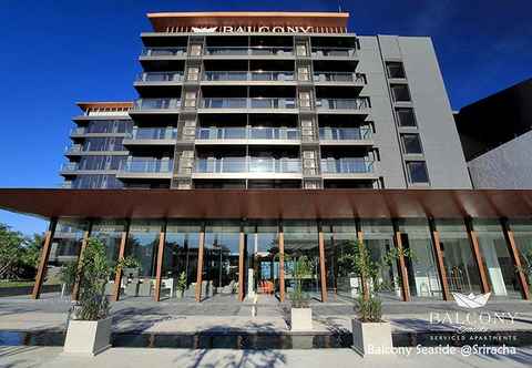 Exterior Balcony Seaside Sriracha Hotel & Serviced Apartments