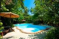 Swimming Pool Sunrise Tropical Resort