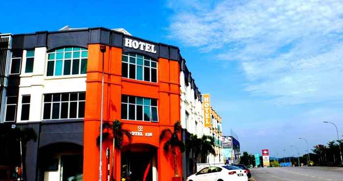 Bangunan Hotel 138 @ Subang