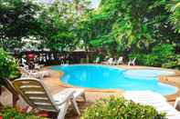 Swimming Pool Lanta Pavilion Resort