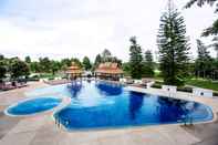 Kolam Renang Oasis Baan Saen Doi Spa Resort