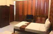 Kamar Tidur 6 Aquari Travellers Inn